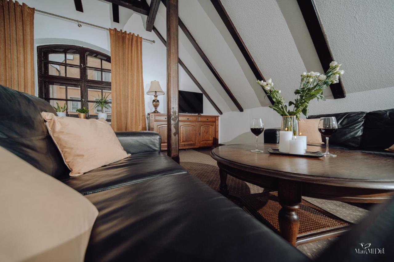 Apartamenty Lokalna เยเลเนียกูรา ภายนอก รูปภาพ