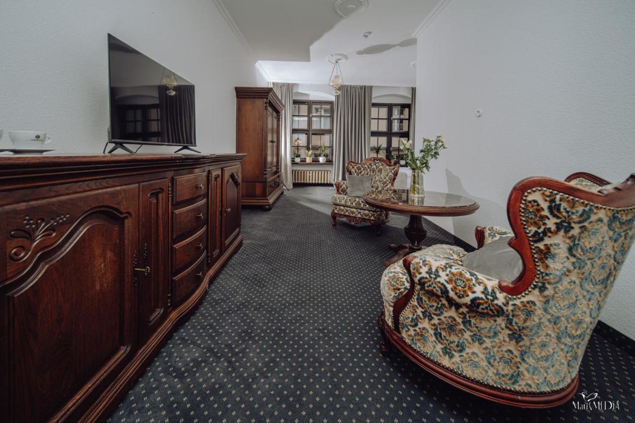 Apartamenty Lokalna เยเลเนียกูรา ภายนอก รูปภาพ