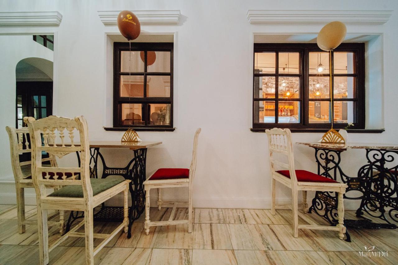 Apartamenty Lokalna เยเลเนียกูรา ภายนอก รูปภาพ