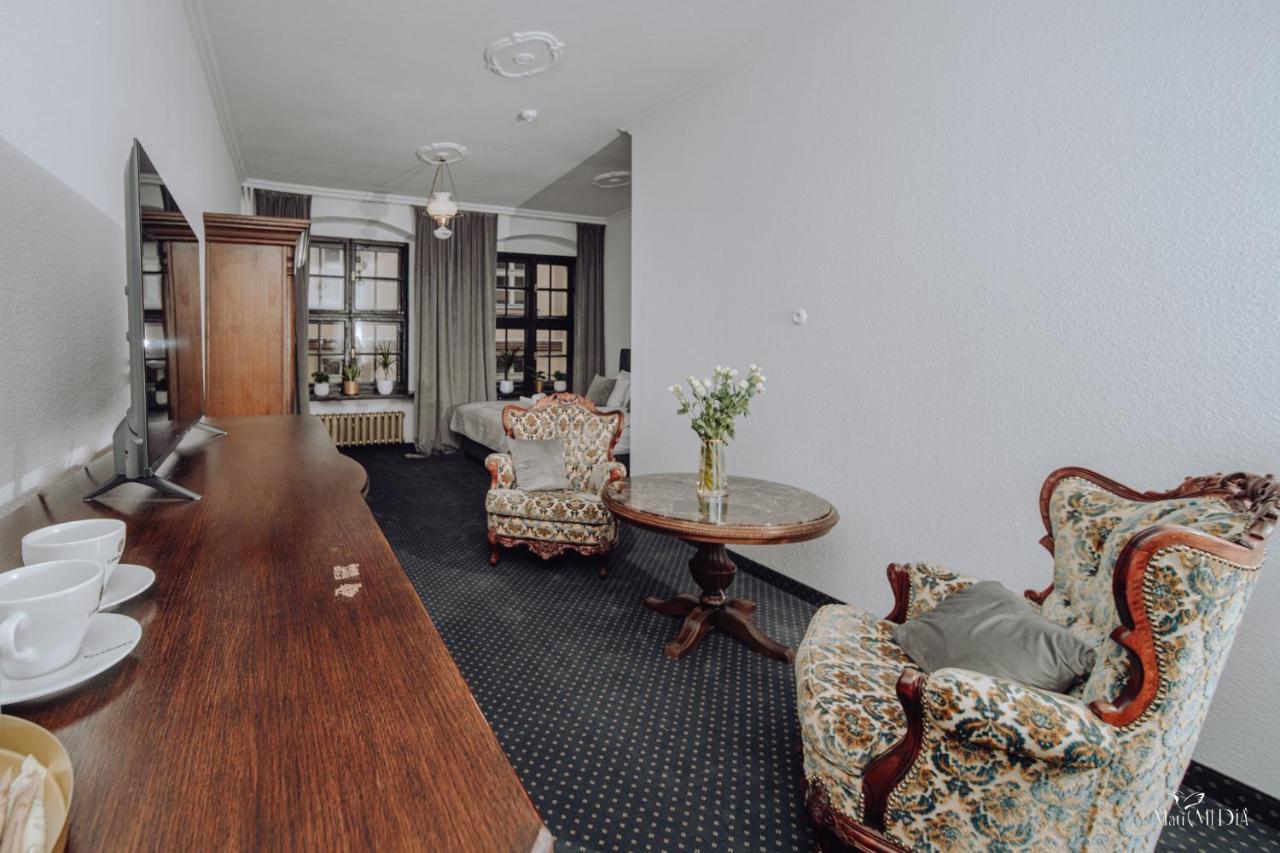 Apartamenty Lokalna เยเลเนียกูรา ภายนอก รูปภาพ
