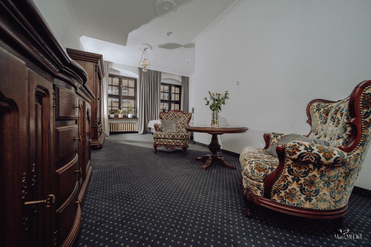Apartamenty Lokalna เยเลเนียกูรา ภายนอก รูปภาพ